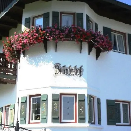 Braeulerhof Guest house *