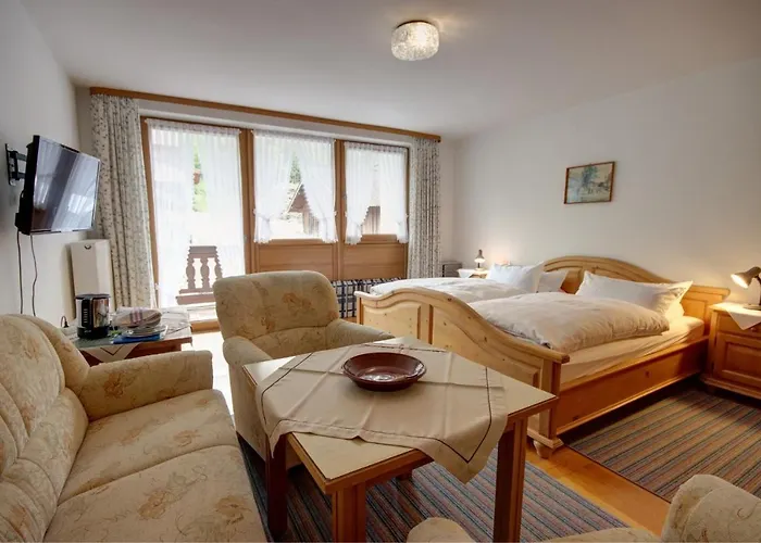 Braeulerhof ゲストハウス